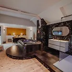 招待所 Quinze Et Wellness De Luxe 西内