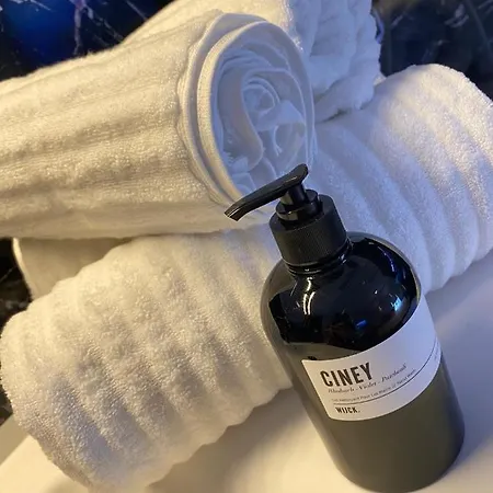 Gæstehus Quinze Et Wellness De Luxe