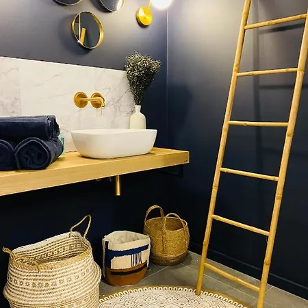 Quinze Et Wellness De Luxe בית הארחה