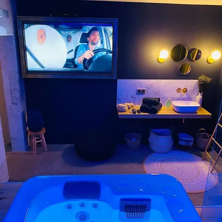 Quinze Et Wellness De Luxe Maison d'hôtes