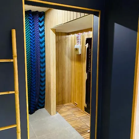 Maison d'hôtes Quinze Et Wellness De Luxe Ciney