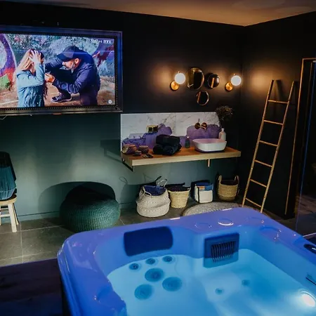 Quinze Et Wellness De Luxe Maison d'hôtes