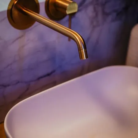 Quinze Et Wellness De Luxe ゲストハウス 4*