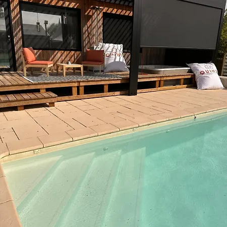 Gæstehus Quinze Et Wellness De Luxe Ciney