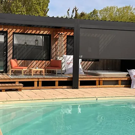 Quinze Et Wellness De Luxe * Ciney