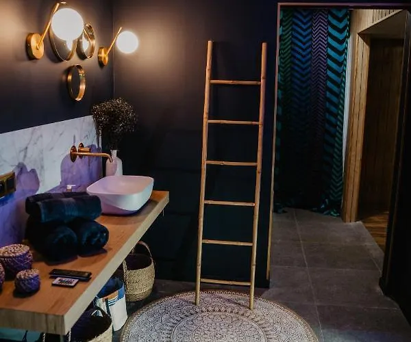 Casa de hóspedes Quinze Et Wellness De Luxe 4*